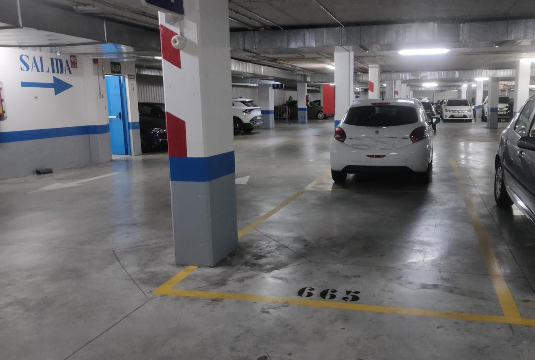 マラガPiso Con Parkinprivado Y A10Minutosdelaplayaandandoアパートメント エクステリア 写真